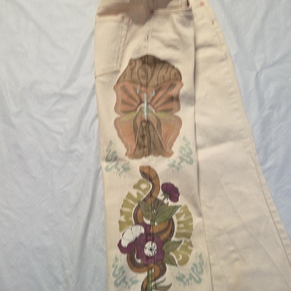 We The Free Cream Wide-Leg Jeans with Floral Side Art - Picture 4 of 10